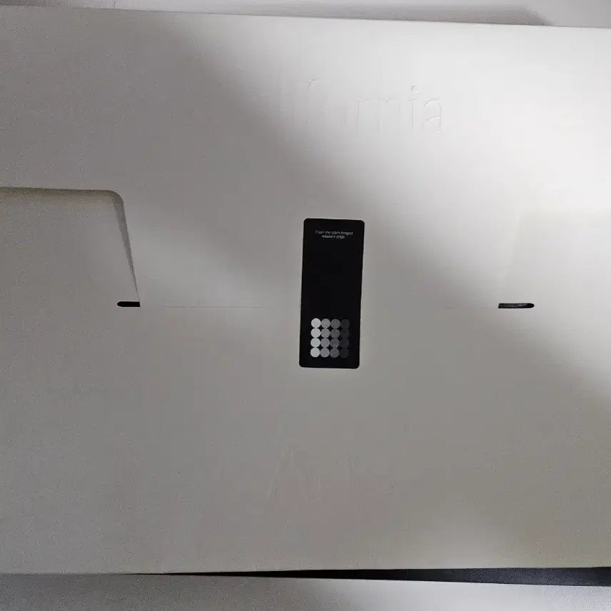 [SOLD OUT] 캘리포니아아츠 반팔 크롭티