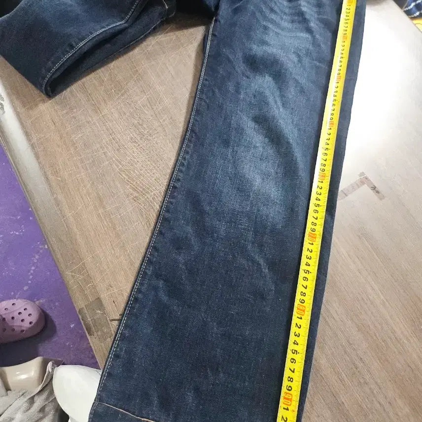 [SOLD OUT] 아르마니 익스체인지 J88 릴렉스드 스트레이트 31