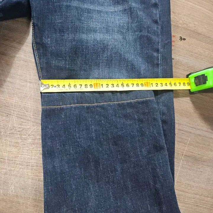 [SOLD OUT] 아르마니 익스체인지 J88 릴렉스드 스트레이트 31