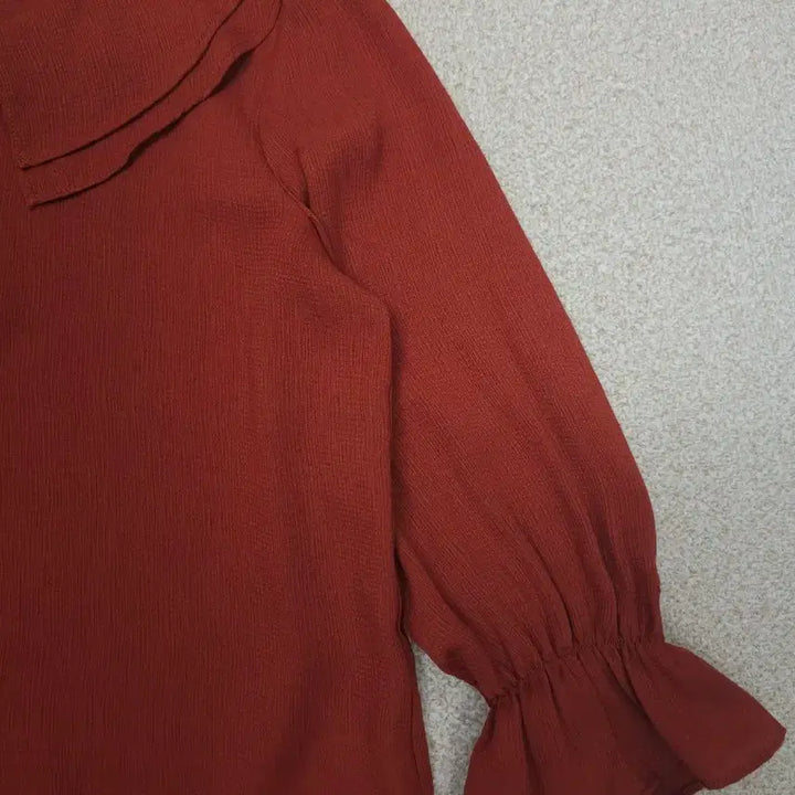 [BUNJANG] Miso Blouse - Frill Collar - Brick - S / (S)미쏘 여성 블라우스 프릴 카라 7부 W2452