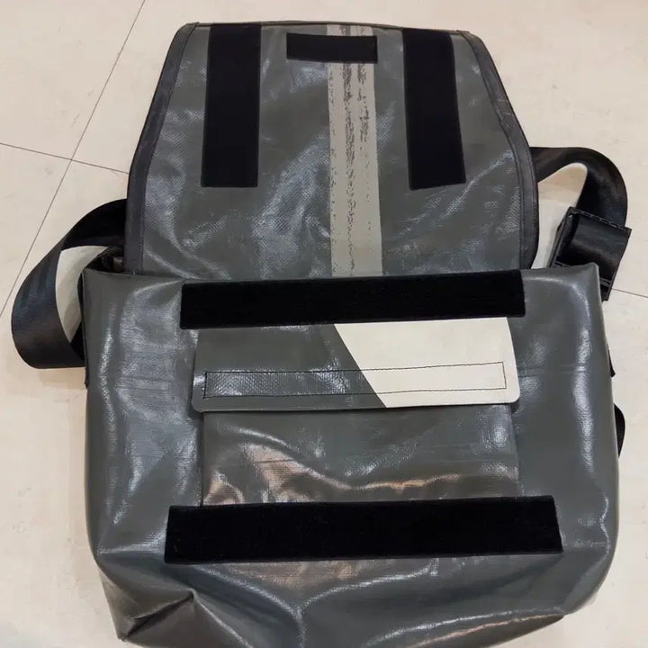 [BUNJANG] FREITAG Dexter Messenger Bag / 프라이탁 덱스터