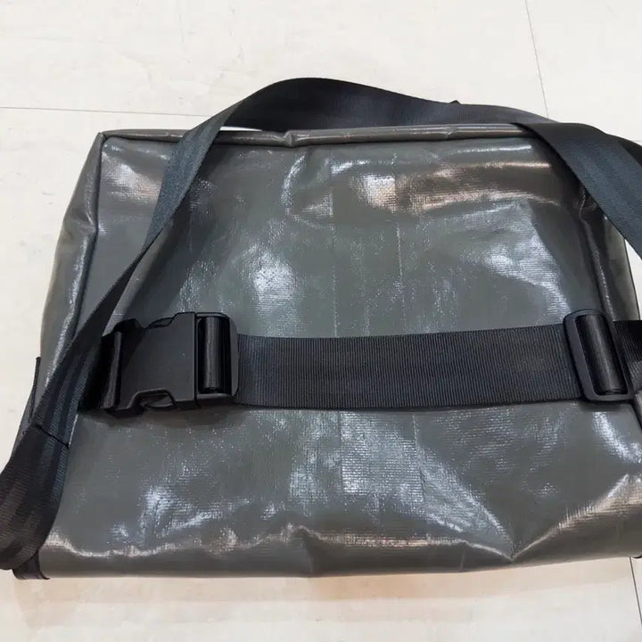 [BUNJANG] FREITAG Dexter Messenger Bag / 프라이탁 덱스터