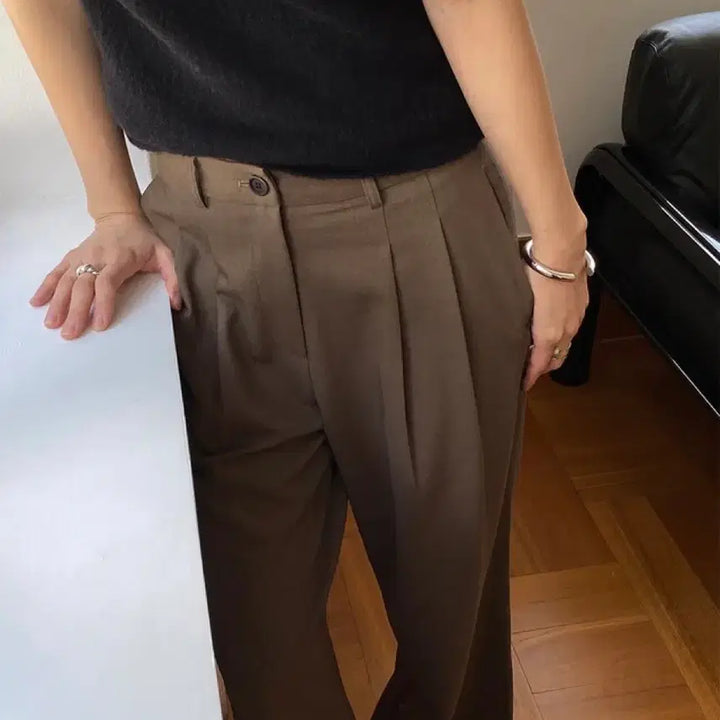 [BUNJANG] Kinda Beige Pinstuck Slacks (Moccha Brown, Long Version, Size L) / 킨다베이지 핀턱 슬랙스(모카브라운, 롱버전/L)