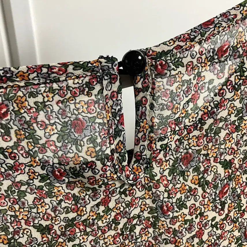 [BUNJANG] FUR FUR Floral Pattern Blouse / 잔꽃무늬 반팔 블라우스