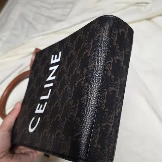 [BUNJANG] Celine Triomphe Cabas Mini Bag / 셀린느 트리오페 카바스 미니백