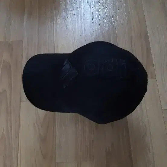 [BUNJANG] Adidas Suede Ball Cap / 아디다스 스웨이드 볼캡 매장정품