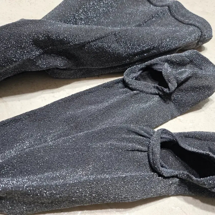 [BUNJANG] Free Size Silver Pearl Ankle Tights / 66free 펄 발고리 타이즈 -은사함유 펄