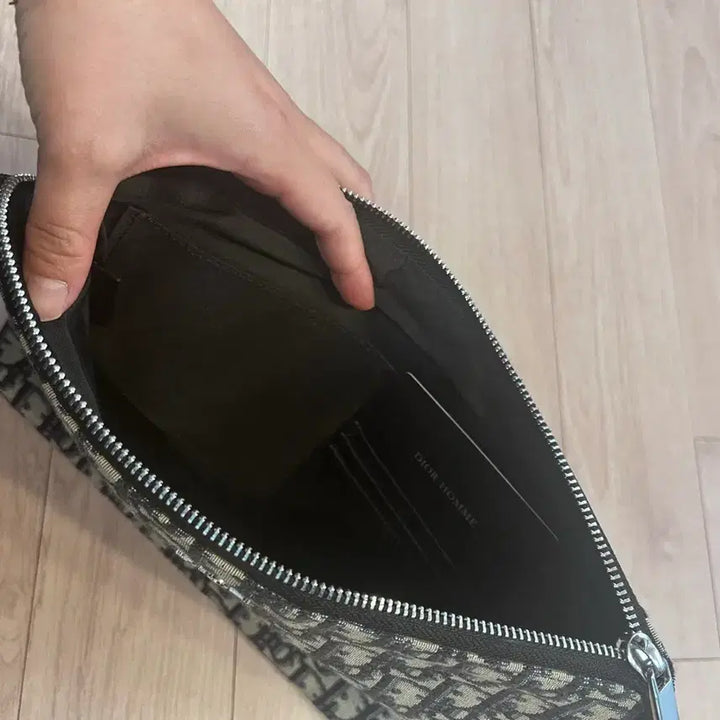 [BUNJANG] Dior Oblique Pouch with Strap / 디올 오블리크 파우치 지갑 스트랩 포함