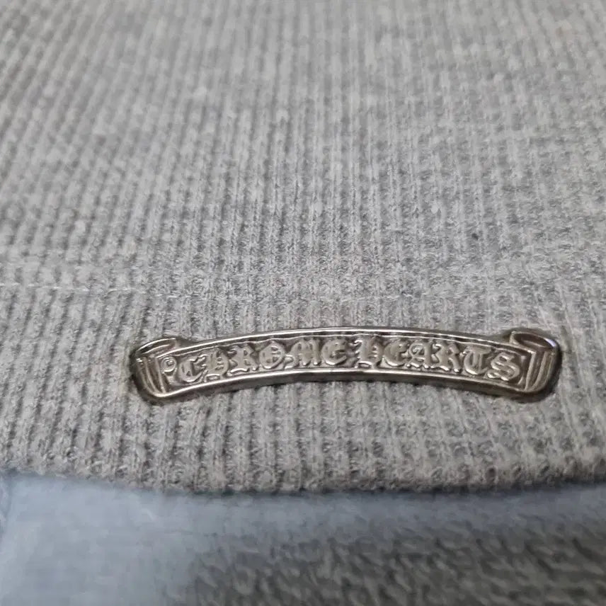 [BUNJANG] Chrome Hearts Henley Neck Gray / [L] 크롬하츠 레더패치 헨리넥 그레이
