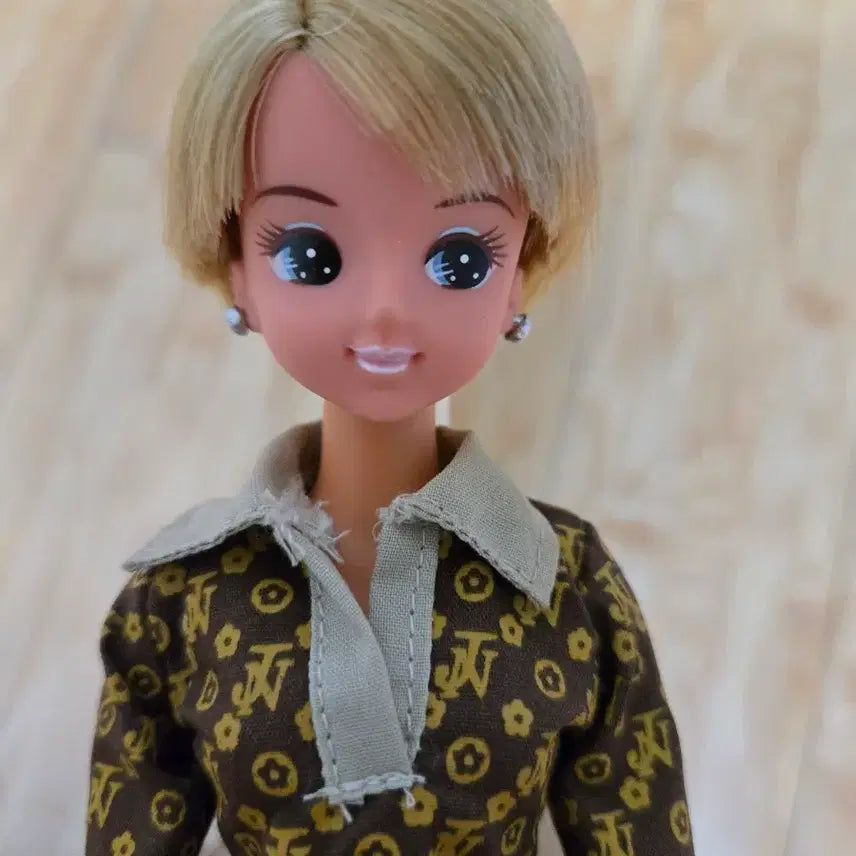 [BUNJANG] Ssenten Rika Short Cut Doll / 쎈텐 숏컷 고교생 리카