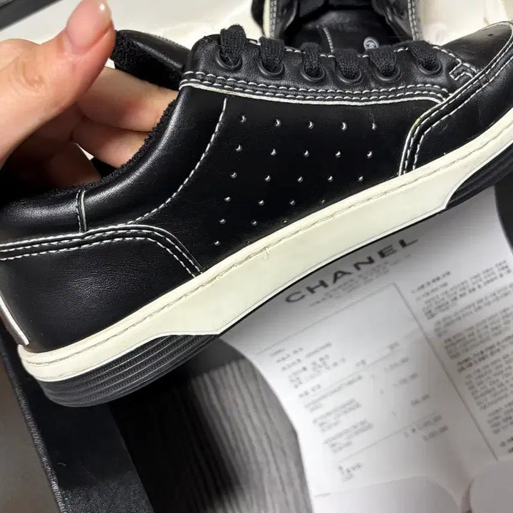 [BUNJANG] Chanel Back Logo Black Leather Sneakers / [36.5] 샤넬 백로고 블랙 레더 스니커즈 백화점 풀셋
