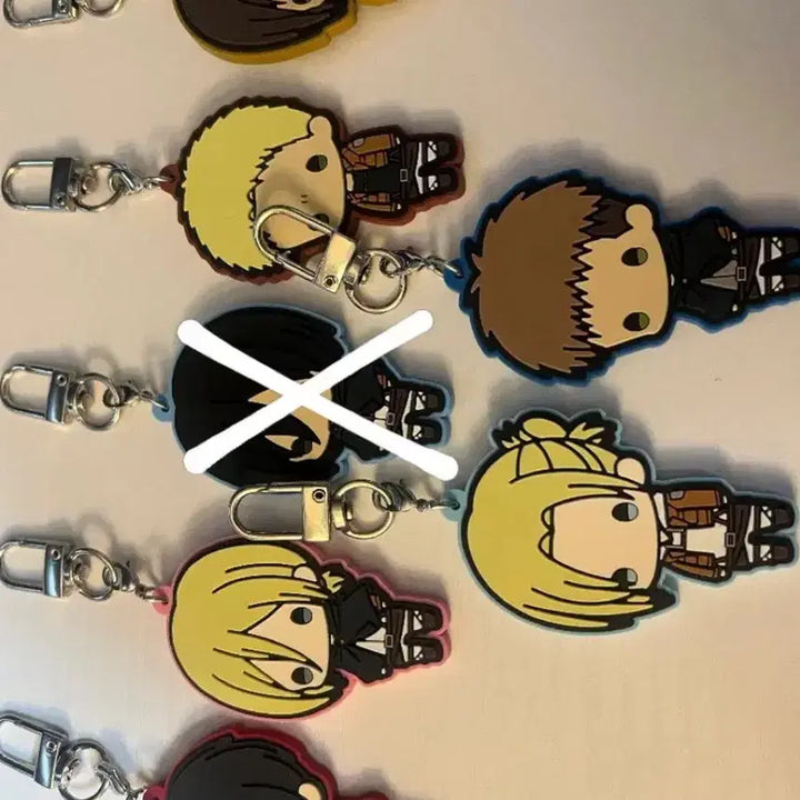 [BUNJANG] Attack on Titan Keyring Bundle Set / 진격의거인 키링 일괄판매