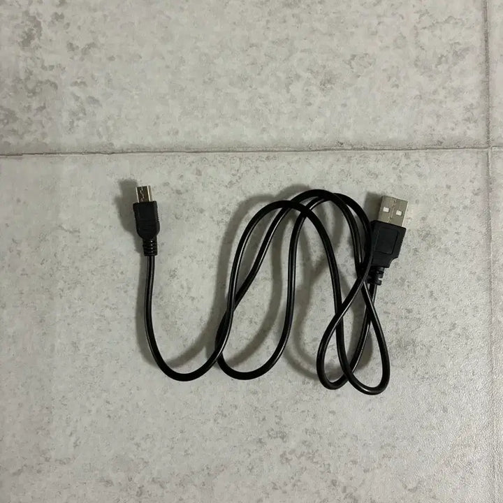 [BUNJANG] Texas Instruments TI-84 Plus CE Calculator / 텍사스 TI-84 Plus CE 공학용 계산기