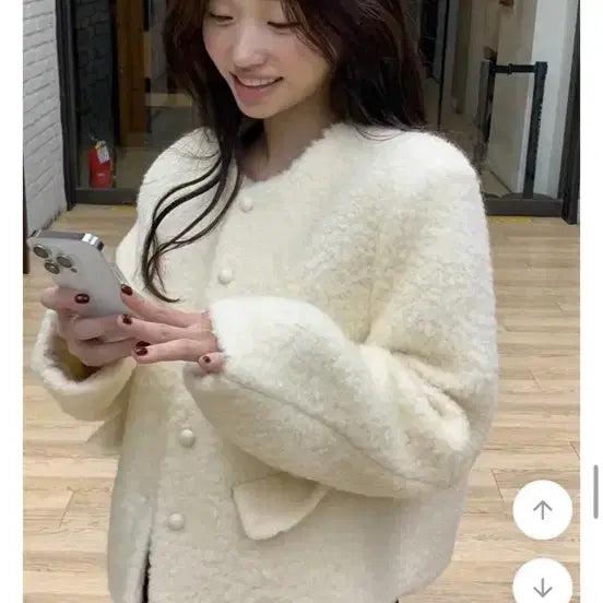 [BUNJANG] Young &amp; Rich Boucle Jacket / 영앤리치 베이부클 자켓