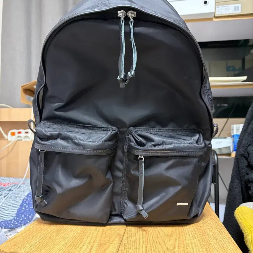 [BUNJANG] Welsmile Movement Mild Pack Backpack / 월스와일무브먼트 마일드 팩 블랙