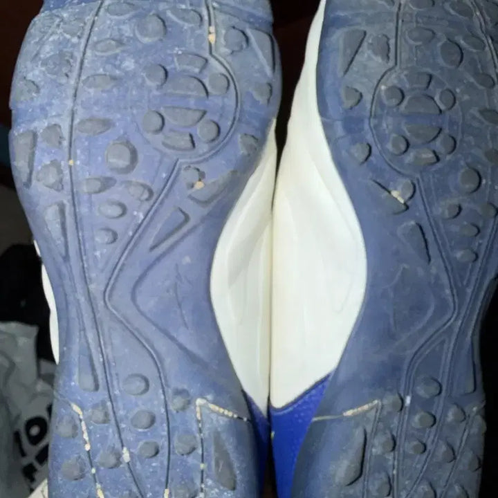[BUNJANG] Mizuno Rebula 2 V3 Futsal Shoes 230 / 미즈노 레뷸라2 v3  풋살화 230