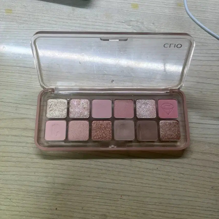 [BUNJANG] Clio Cheese Nyan Palette / 클리오 쇼핑하는 치즈냥 팔레트