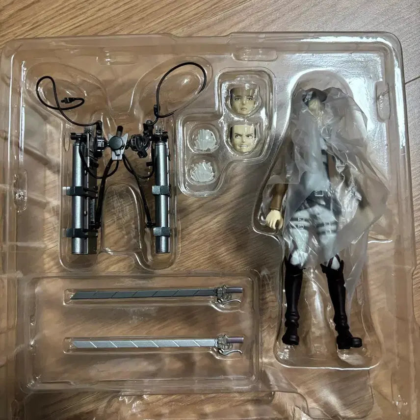 [BUNJANG] Figma Levi Ackerman Figure / 정품)리바이 피그마 기본 피규어