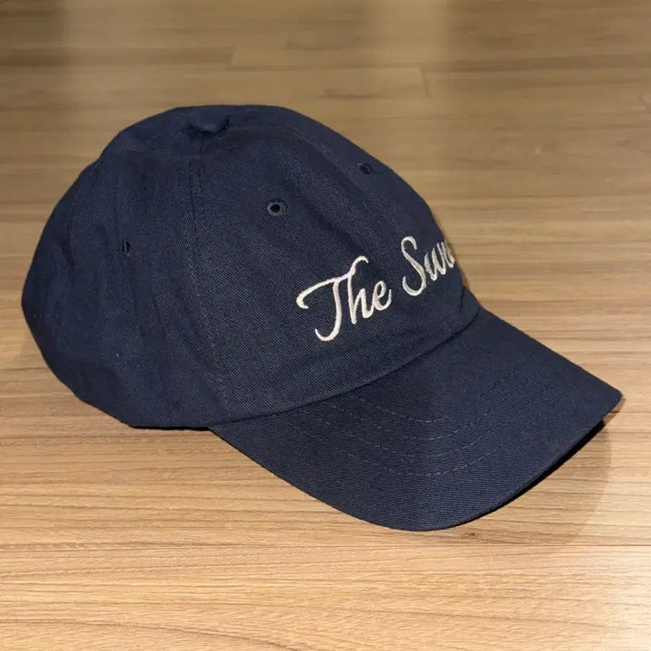 [BUNJANG] The Sweat Cursive Logo Cap Navy / The Sweat 더스웻 커시브 로고 캡 네이비
