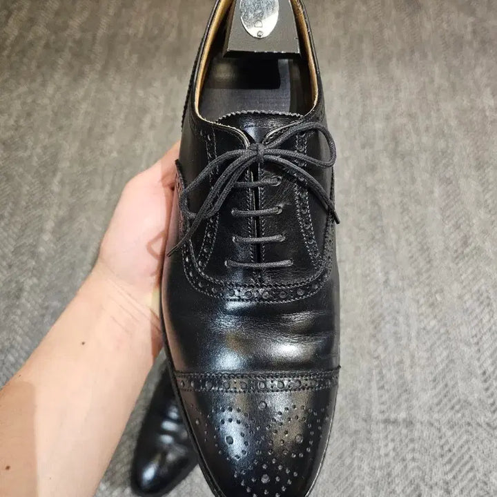 [BUNJANG] Crockett &amp; Jones Westfield Leather Half-Brogue Shoes UK 6.5 / 크로켓앤존스 웨스트필드 Uk6.5