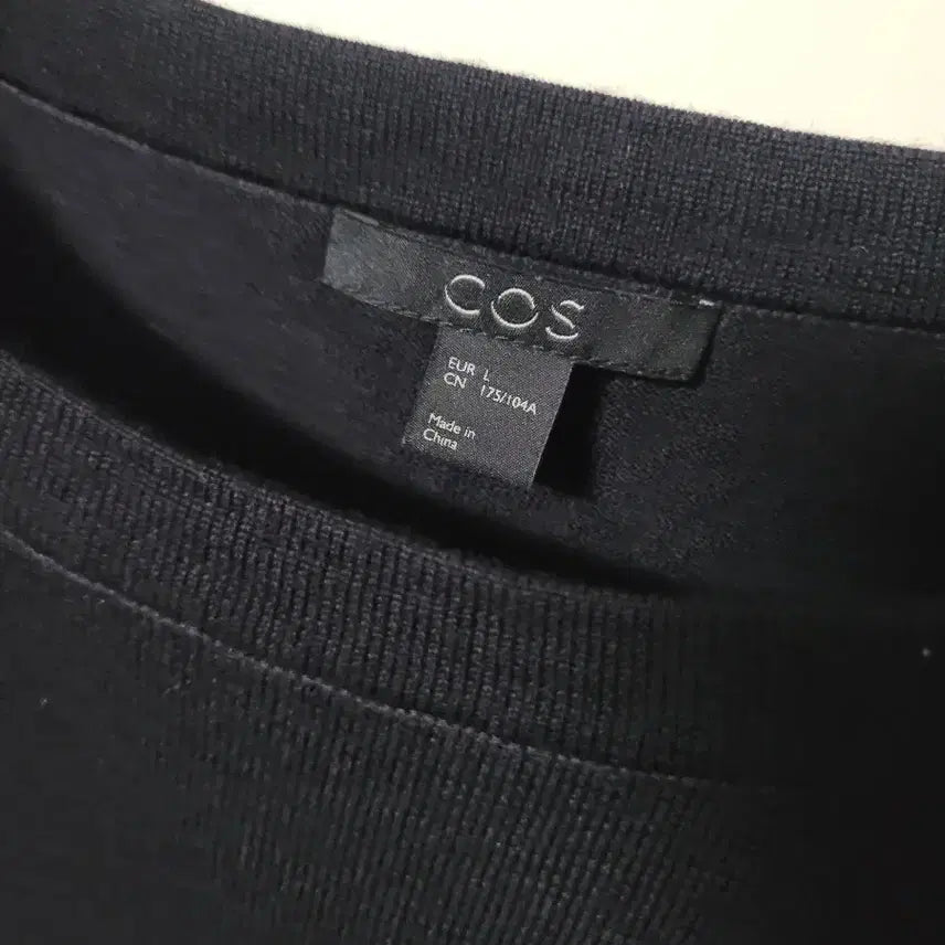 [BUNJANG] COS Navy Knit / 코스 니트