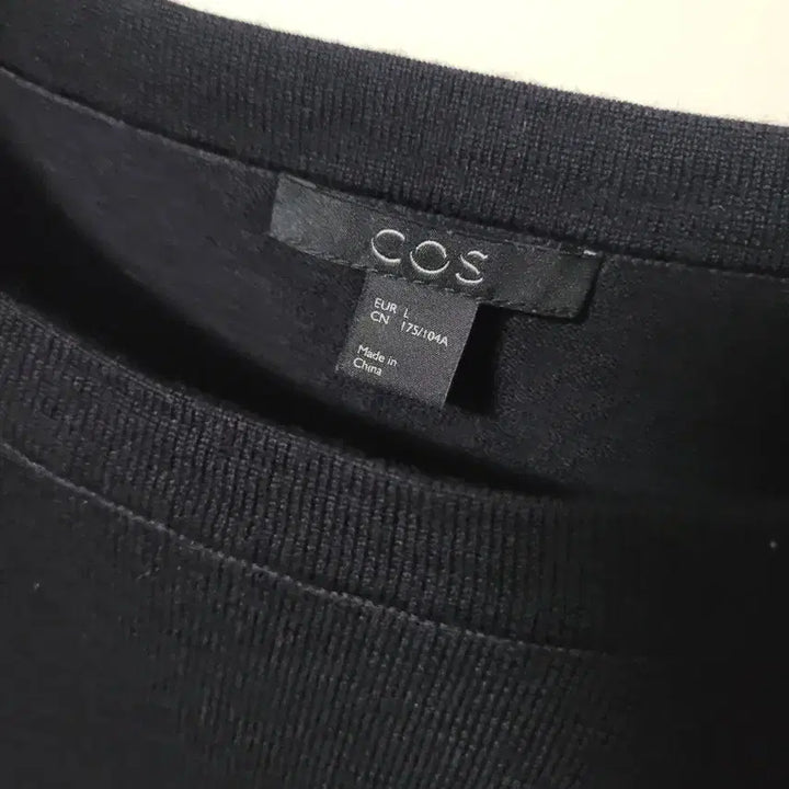[BUNJANG] COS Navy Knit Sweater / 코스 니트