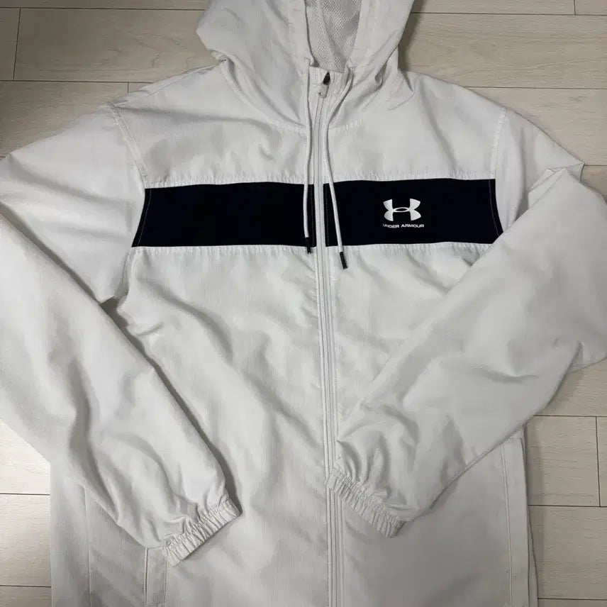 [BUNJANG] Under Armour Windbreaker Jacket / 언더아머 바람막이