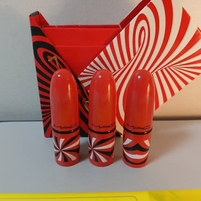 [BUNJANG] MAC Holiday Special Lipstick Set (3pc) / 맥 홀리데이 스페셜 (리미티드 에디션) 립스틱 세트 (3pc)