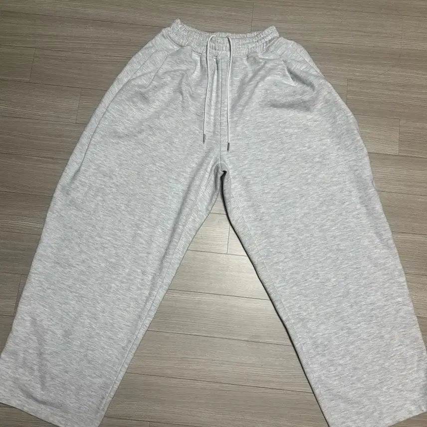 [BUNJANG] Two-Tuck Wide Pants (Charcoal, White) / 투턱 와이드팬츠 차콜,화이트