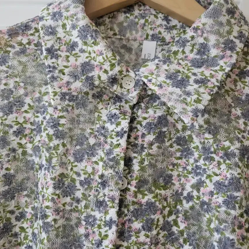 [BUNJANG] Floral Pattern Lace Blouse / 플라워 패턴 레이스 셔츠 블라우스 새상품