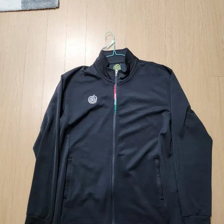 [BUNJANG] Calcio &amp; AppLine Windbreaker &amp; Half-Zip / [105.110] 칼치오, 애플라인드 판매 및 교환