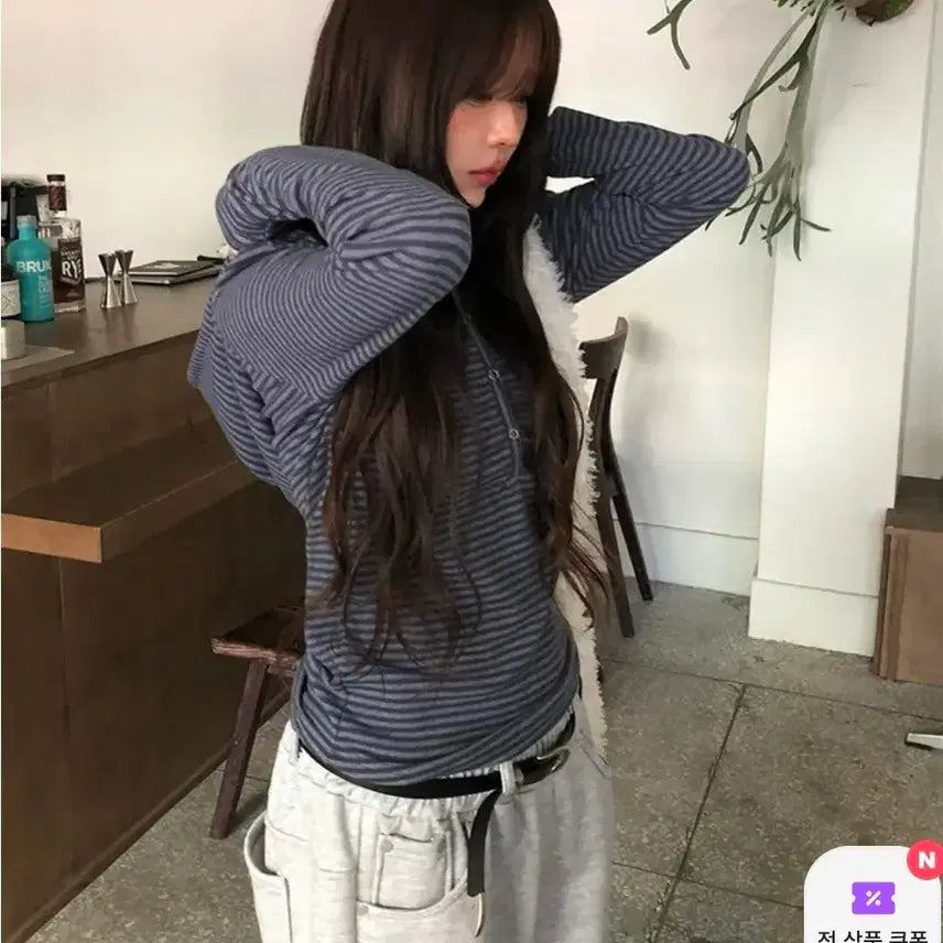 [BUNJANG] Anymore Striped Snap Button Hoodie T-Shirt / 새상품)에이블리 애니원모어 스트라이프 러트 스냅 또또 후드 버튼 티셔츠