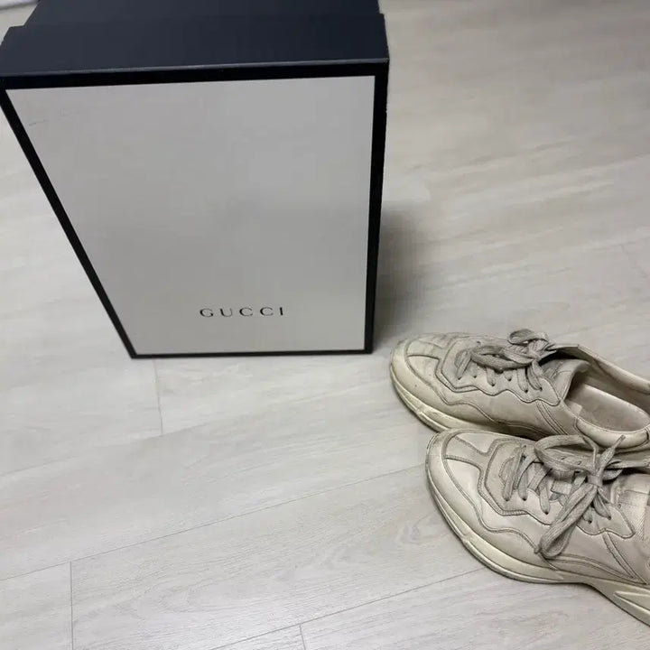 [BUNJANG] Gucci Rhyton Sneakers / 급처)구찌 라이톤