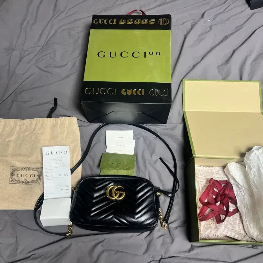 [BUNJANG] Gucci GG Marmont Small Matelassé Camera Bag / 구찌 GG 마몽 스몰 마틀라세 카메라백 블랙 / 풀구성