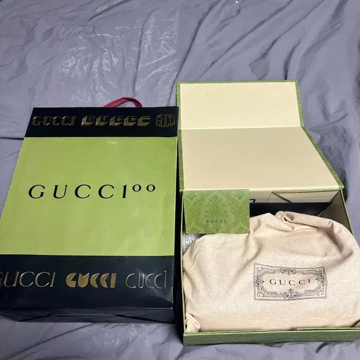 [BUNJANG] Gucci GG Marmont Small Matelassé Camera Bag / 구찌 GG 마몽 스몰 마틀라세 카메라백 블랙 / 풀구성