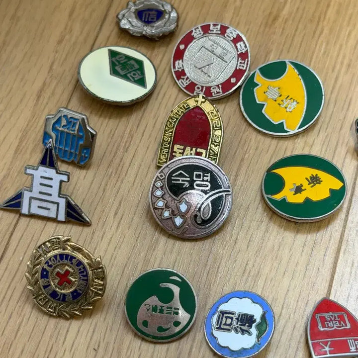 [BUNJANG] School Commemorative Badge Set / 학교기념뱃지