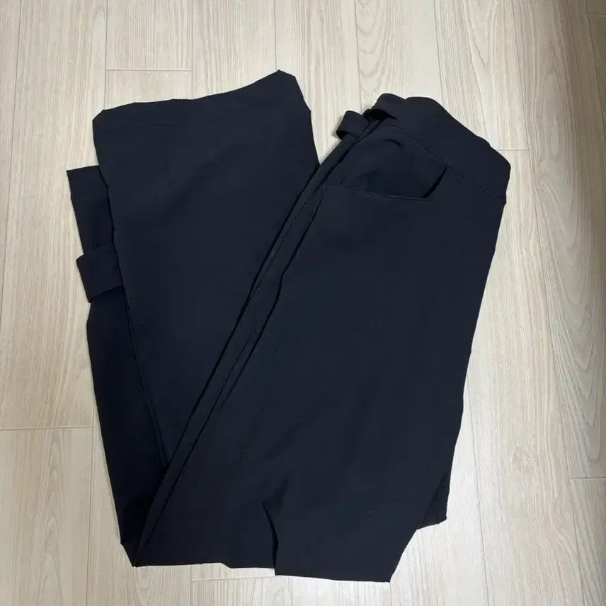 [SOLD OUT] NONNOD 논노드 플렉시블 팬츠 블랙 사이즈 2