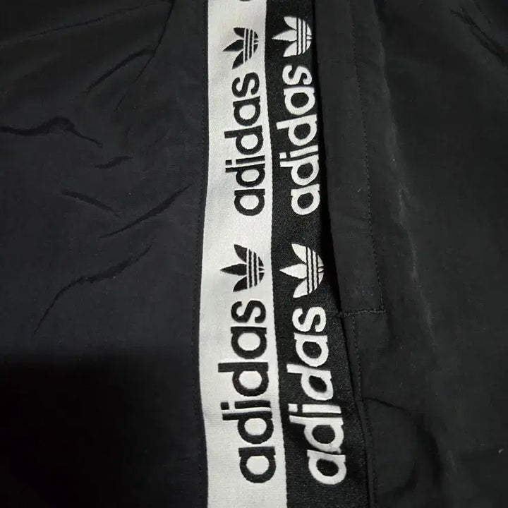 [BUNJANG] Adidas Embroidered Tape Line Track Jogger Pants / 아디다스 자수 테이프라인 트랙 조거팬츠
