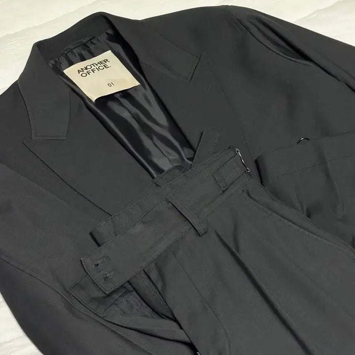 [BUNJANG] Another Office 23AW Graphite Set-up / 어나더오피스 23aw 셋업