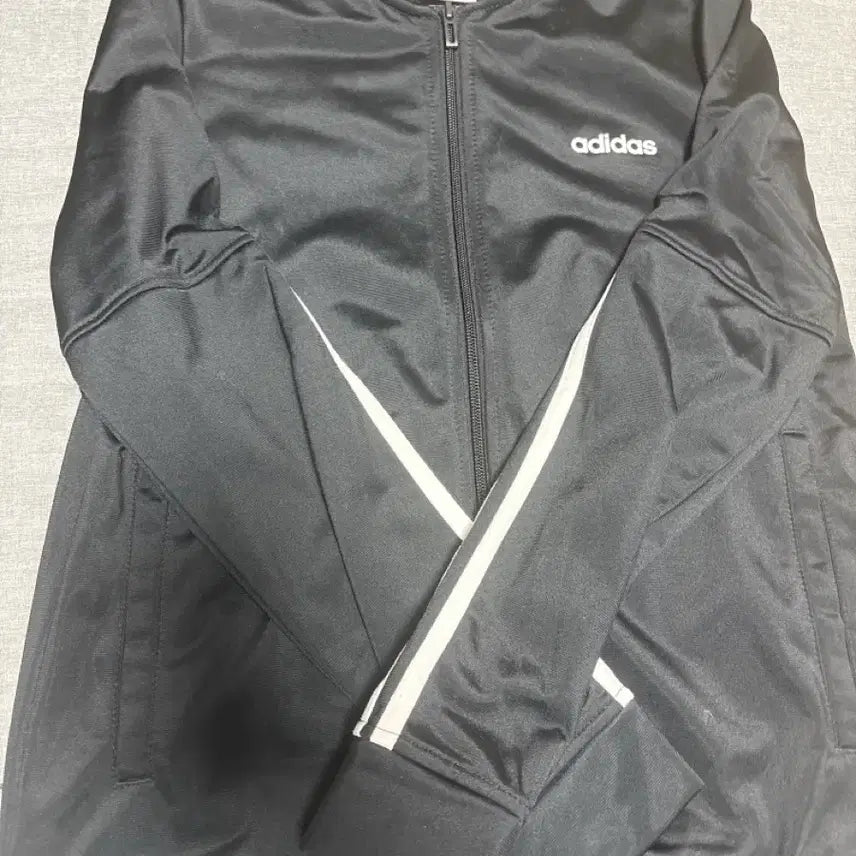 [BUNJANG] Adidas Jersey S Size / 아디다스 져지 판매 S