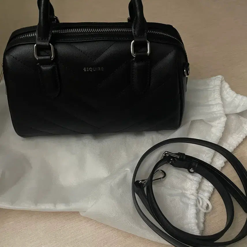 [BUNJANG] Esquire Handbag / 에스콰이어 핸드백