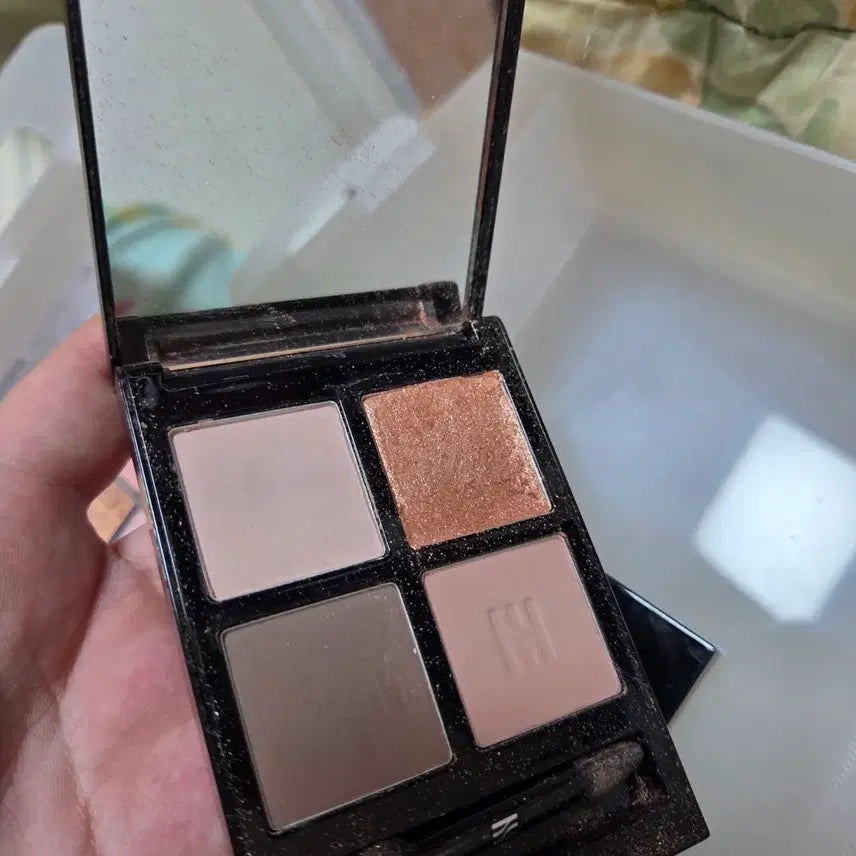 [BUNJANG] Hera & Bobbi Brown Cosmetic Bundle / 헤라 바비브라운 화장품 나눔, 판매합니당 쉐딩 컨실러 블러셔 아이쉐도우