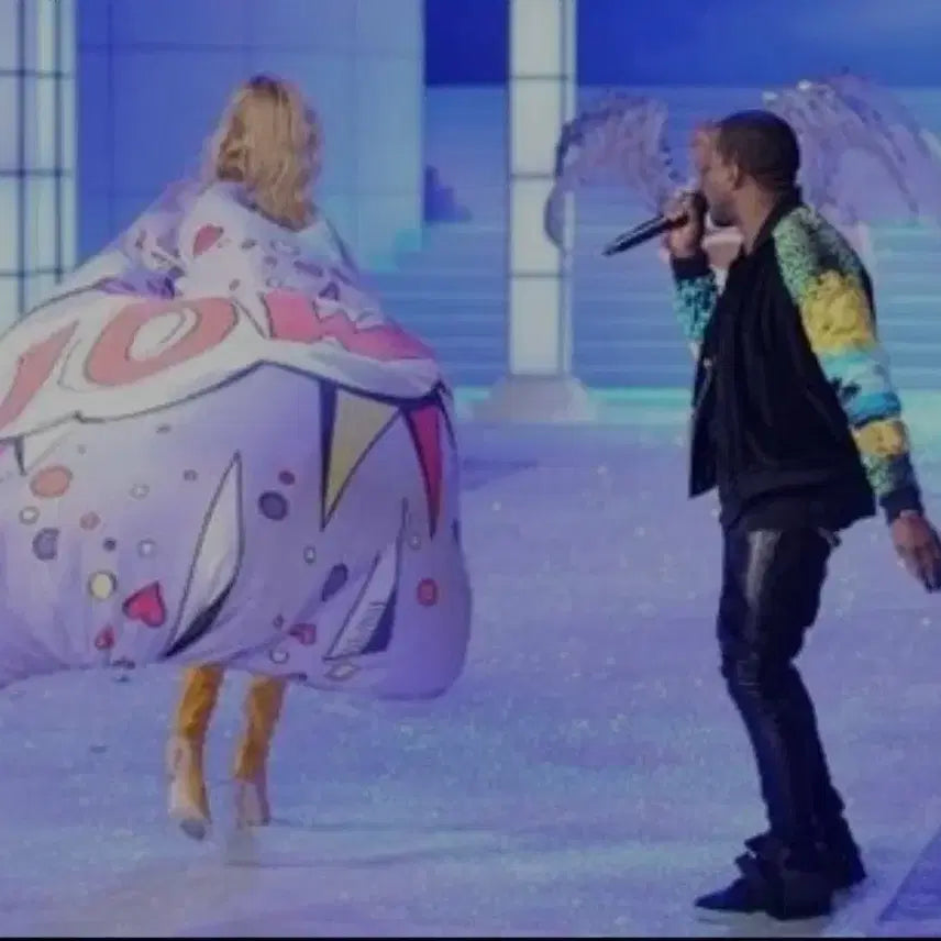 [BUNJANG] Versace x H&M Kanye West Velvet Star Jacket / 정품 베르사체 X H&M 칸예웨스트 벨벳 스타장 (한정판)