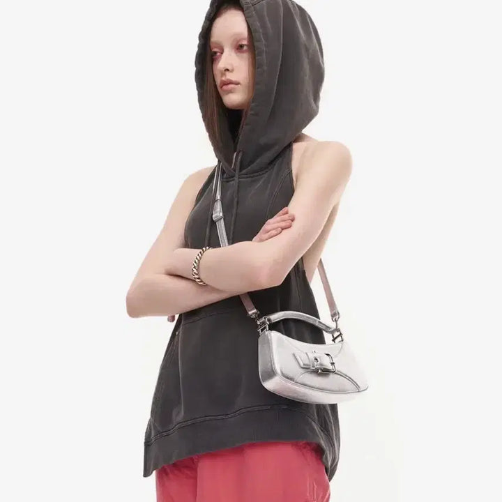 [BUNJANG] Osoi Belted Brocle Small Silver Bag / 오소이 가방 BELTED BROCLE SMALL 실버