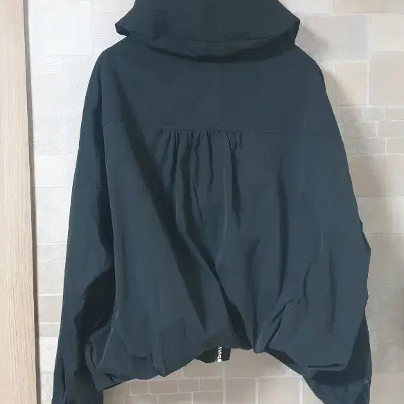 [BUNJANG] Black Short Jumper (New) / 여성 검정숏잠바(새옷)