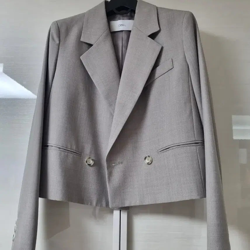 [BUNJANG] Dual Button Cropped Jacket (Size 55) / 듀얼자켓(55)