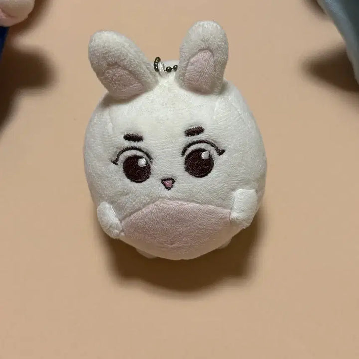 [BUNJANG] EXO Suho Myeonbbang Doll / 엑소 수호 면빵이 인형 판매