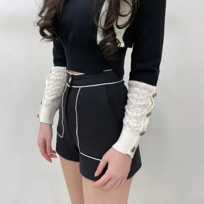 [BUNJANG] Ablie Black and White Apparel Collection / 에이블리 블레이저 정장 자켓 무채색 의류 모음 교신
