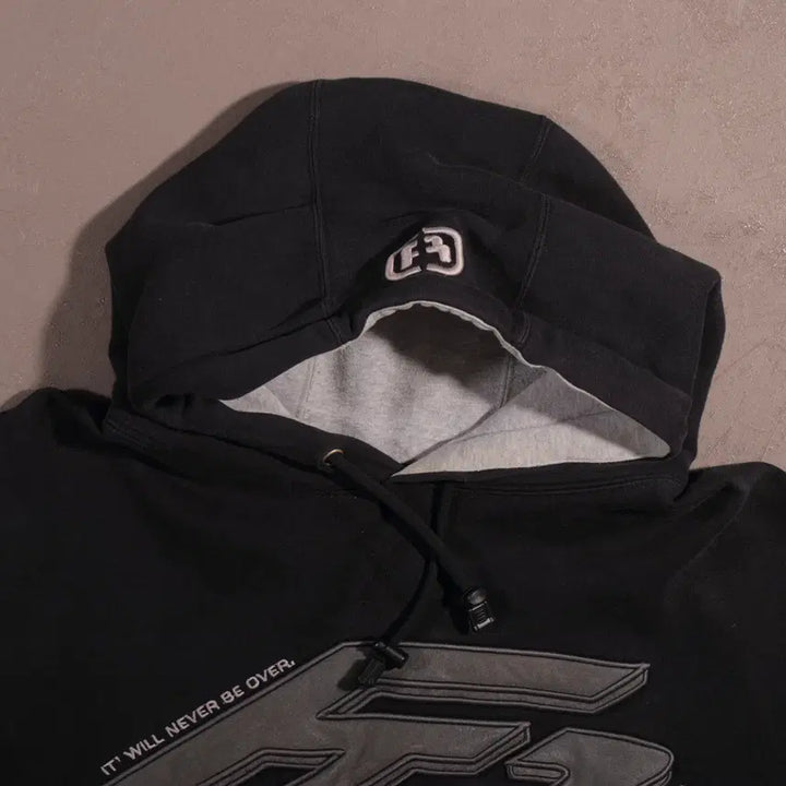 [BUNJANG] FREAKY MASSIVE Old School Hoodie C218 / FREAKY MASSIVE 올드스쿨 후드티 C218
