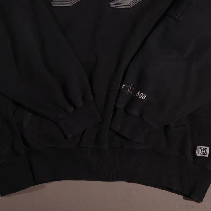 [BUNJANG] FREAKY MASSIVE Old School Hoodie C218 / FREAKY MASSIVE 올드스쿨 후드티 C218